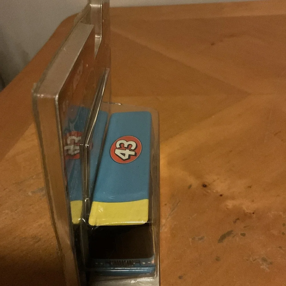 2002 John Andretti Hot Wheels‎ Cheerios Racing Luxury Ride 43 ~ Sealed ~ Nascar